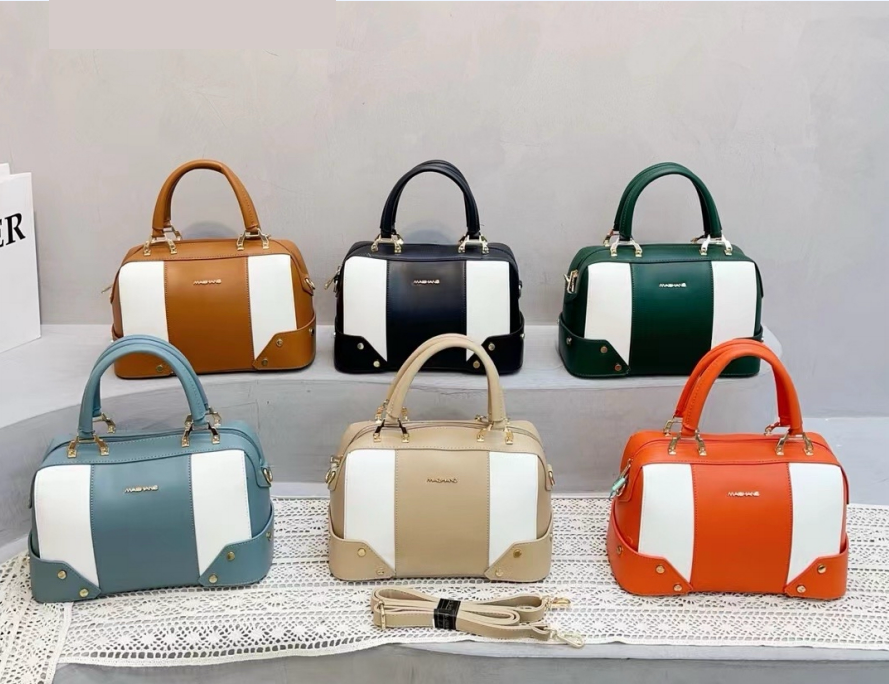 Classic Versatile Women Bag - RashidExpress