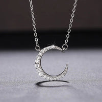 Women's Stylish Simple And Versatile Moon Necklace